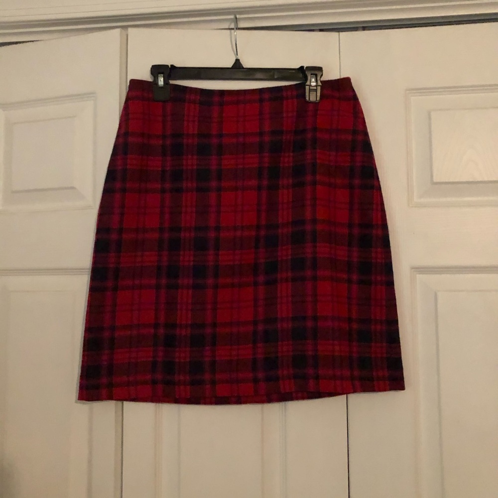 Talbots Wool Blend Lined Skirt Sz 10P Red Plaid